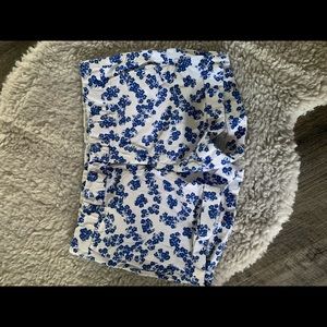 GAP floral shorts